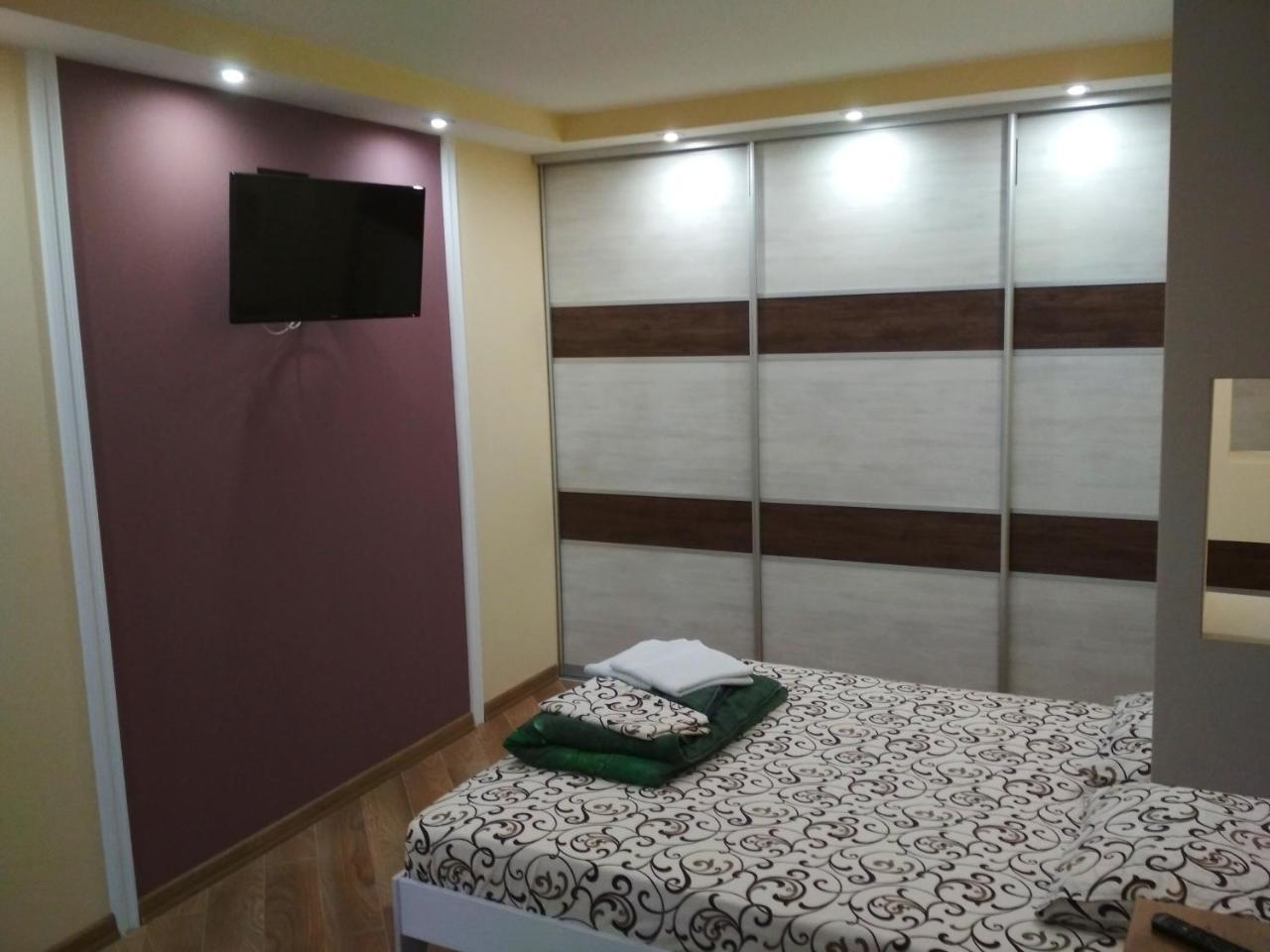 Apartments In The Center Maidan Rivne Extérieur photo
