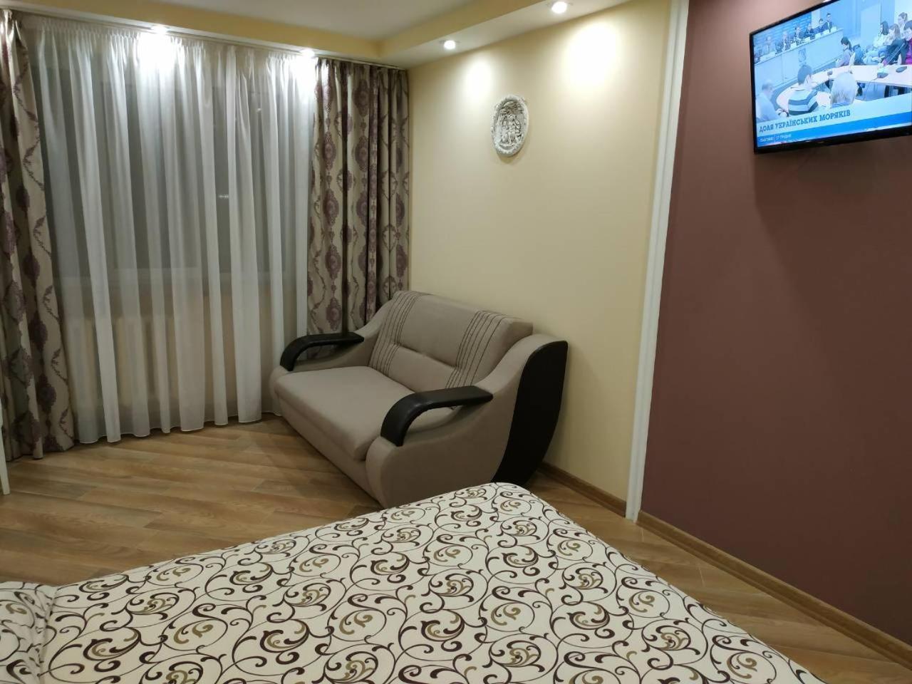 Apartments In The Center Maidan Rivne Extérieur photo